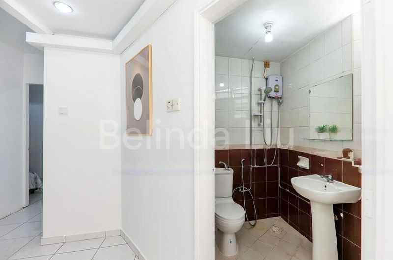 Room (Condo) for Rent in  En Fu Mansions - Image 6
